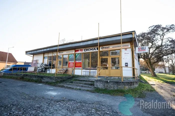 Prodej obchodního prostoru, Městec Králové, Míru, 180 m2