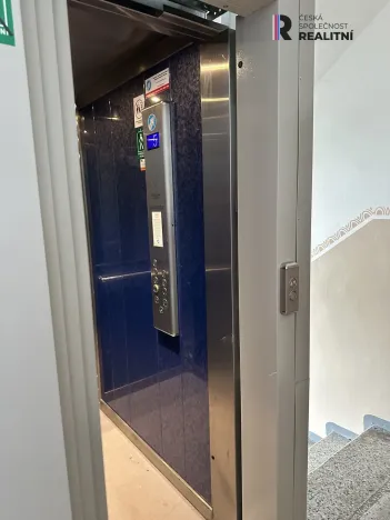 Pronájem bytu 3+1, Podbořany, Sídliště Míru, 68 m2