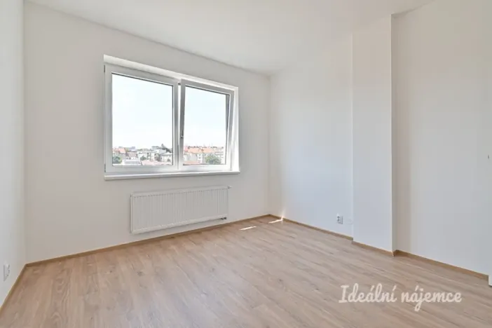 Pronájem bytu 2+kk, Brno, Střední, 60 m2