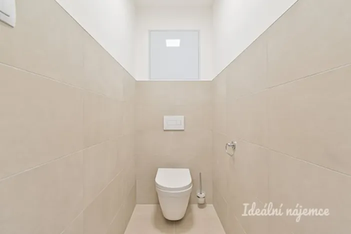 Pronájem bytu 2+kk, Brno, Střední, 60 m2