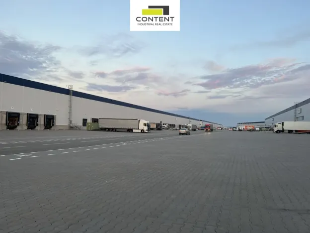 Pronájem výrobních prostor, Brno - Tuřany, Letiště Brno-Tuřany, 8000 m2