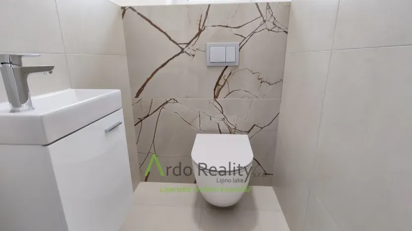 Pronájem rodinného domu, Frymburk, 97 m2