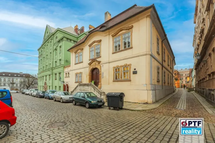 Pronájem obchodního prostoru, Plzeň, Dominikánská, 25 m2