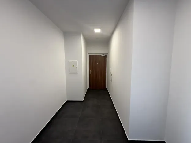 Pronájem bytu 2+kk, Pardubice - Zelené Předměstí, Pod Vinicí, 67 m2