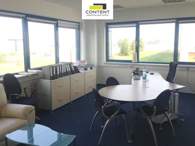 Pronájem skladu, Praha - Malešice, Tiskařská, 1098 m2