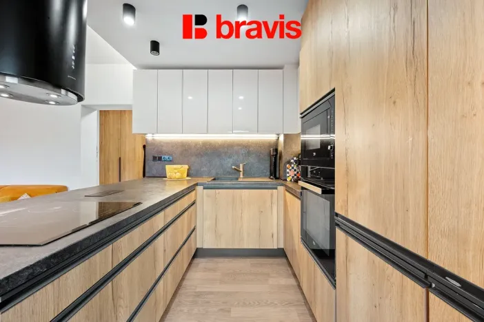 Prodej bytu 3+kk, Holubice, 97 m2