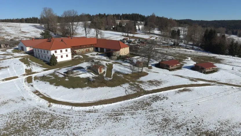 Prodej rodinného domu, Frymburk, 1140 m2