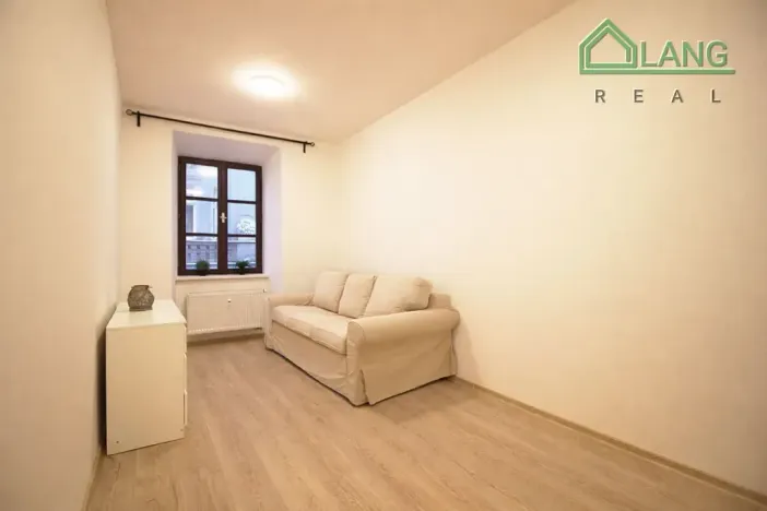 Pronájem bytu 2+1, Brno, Francouzská, 41 m2