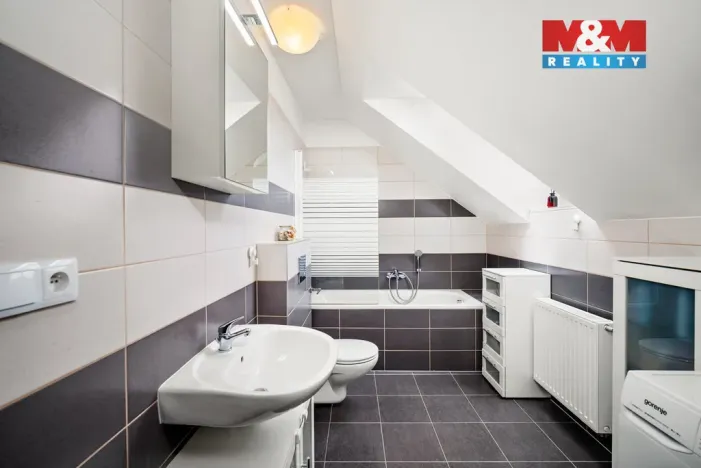 Prodej bytu 3+kk, Hýskov, U Statku, 87 m2