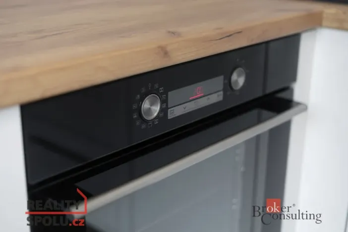 Prodej bytu 2+1, Karviná - Nové Město, Fibichova, 67 m2