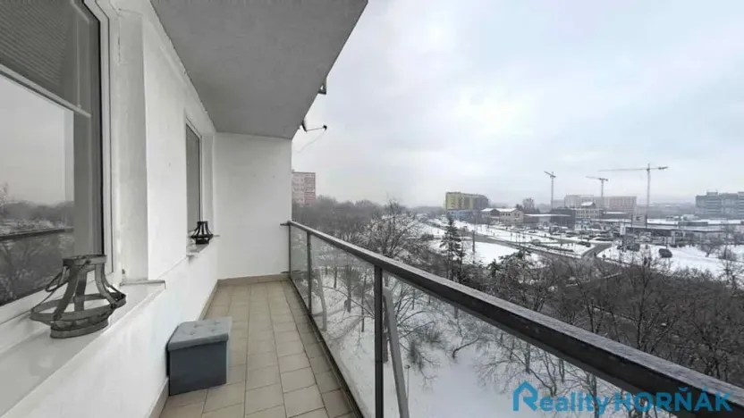 Prodej bytu 2+kk, Praha - Kobylisy, Třebenická, 38 m2