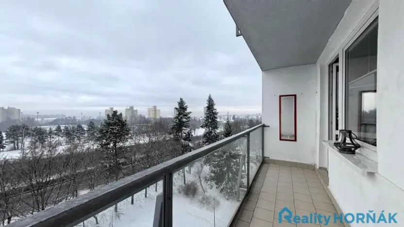 Prodej bytu 2+kk, Praha - Kobylisy, Třebenická, 38 m2