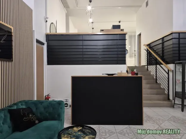 Pronájem komerční nemovitosti, Praha - Vysočany, bratří Dohalských, 233 m2