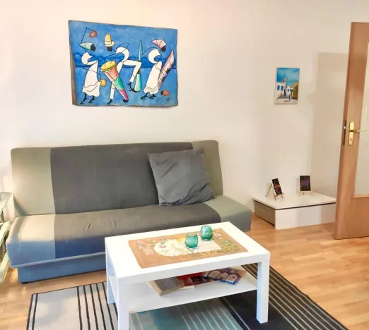 Pronájem bytu 1+kk, Hradec Králové, Ve Stromovce, 34 m2