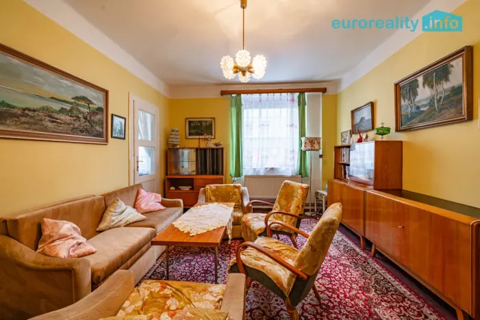 Prodej rodinného domu, Cheb, Vančurova, 329 m2