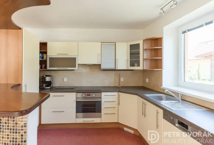 Pronájem rodinného domu, Mníšek pod Brdy, Na Vyhlídce, 176 m2