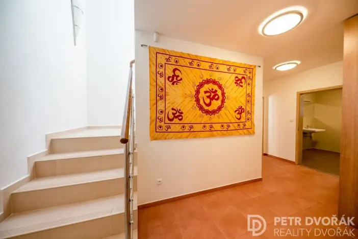 Pronájem rodinného domu, Mníšek pod Brdy, Na Vyhlídce, 176 m2