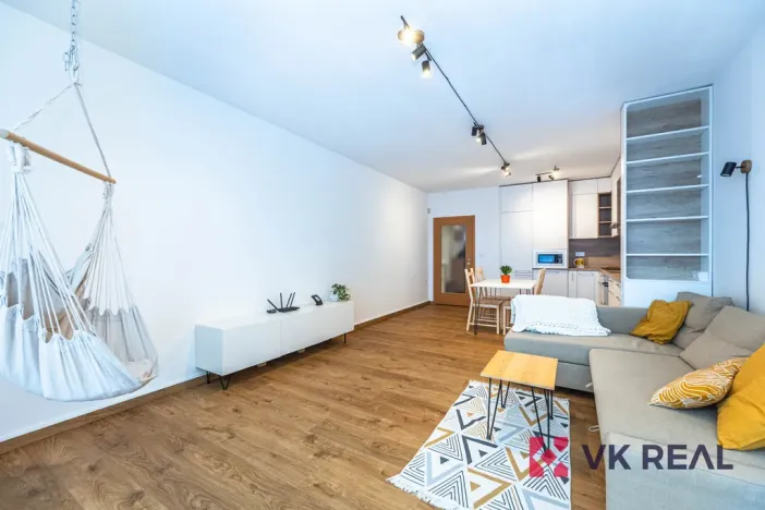 Pronájem bytu 3+kk, Praha - Zličín, Sazovická, 78 m2