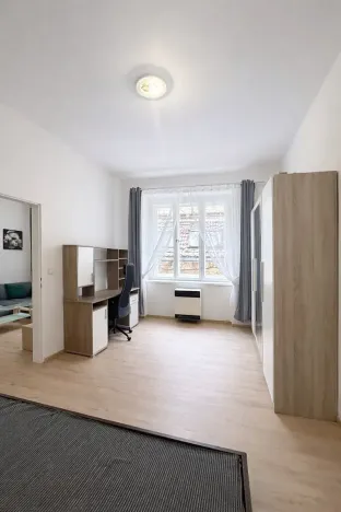 Pronájem bytu 2+kk, Praha, Sokolovská, 50 m2