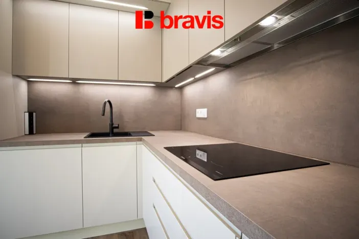 Pronájem kanceláře, Brno - Komín, Bystrcká, 57 m2