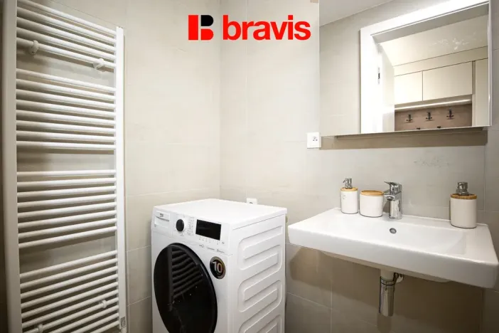 Pronájem kanceláře, Brno - Komín, Bystrcká, 57 m2