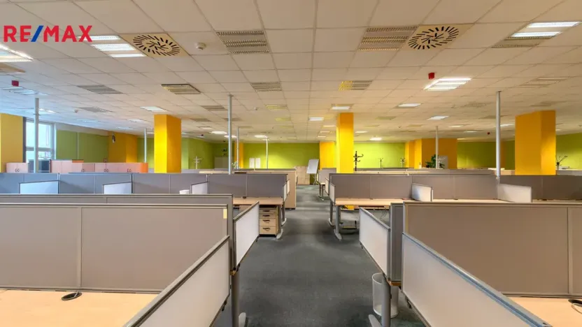 Pronájem kanceláře, Pardubice - Zelené Předměstí, Masarykovo náměstí, 416 m2