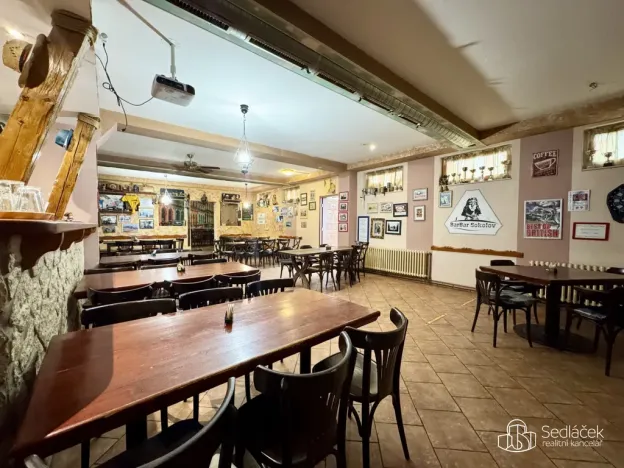 Pronájem restaurace, Sokolov, Gagarinova, 166 m2