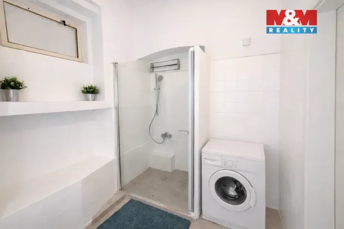 Pronájem bytu 2+1, Praha, Francouzská, 78 m2