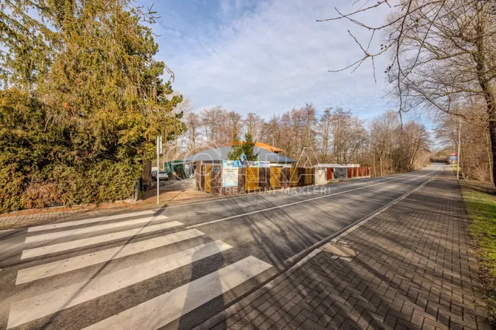 Pronájem kanceláře, Vestec, Vestecká, 252 m2