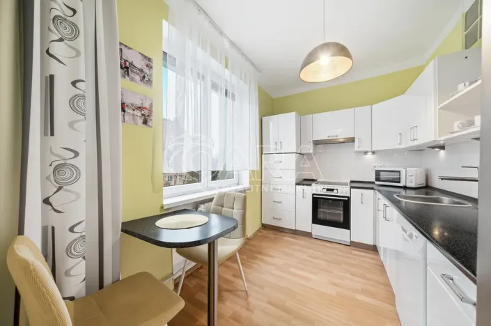 Prodej bytu 3+1, Olomouc - Slavonín, Jižní, 75 m2