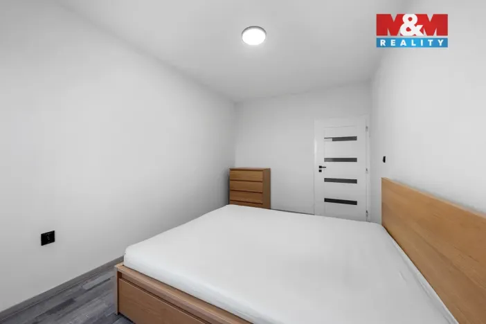 Prodej bytu 2+kk, Osek, Dolejšova, 43 m2