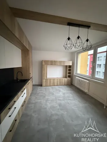 Pronájem bytu 1+kk, Čáslav, R. Těsnohlídka, 33 m2