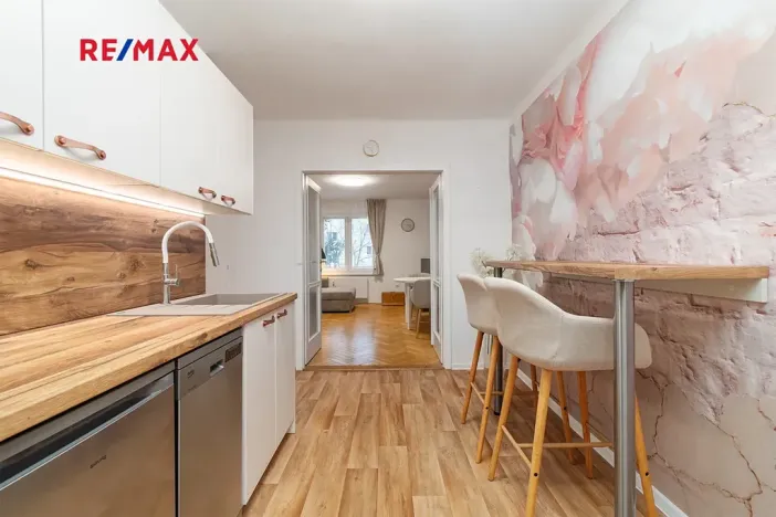 Pronájem bytu 2+1, Plzeň, Suvorovova, 53 m2