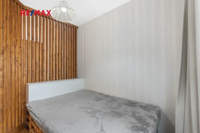 Pronájem bytu 1+kk, Praha - Košíře, Naskové, 33 m2