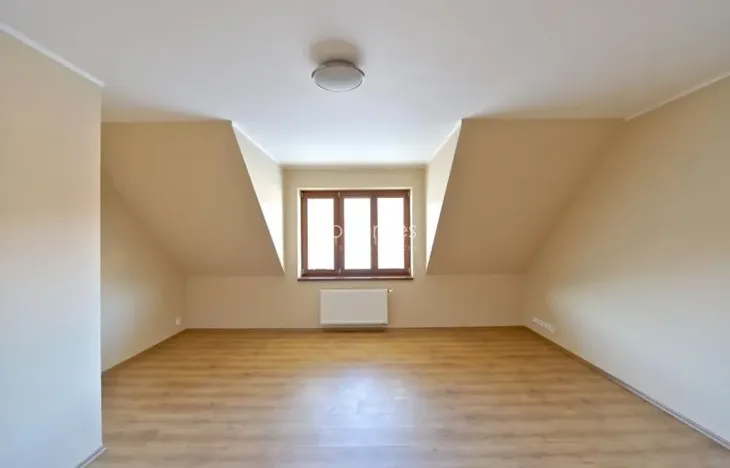 Pronájem vily, Praha - Nebušice, K vinicím, 300 m2