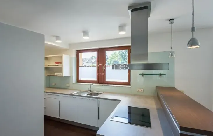 Pronájem vily, Praha - Nebušice, 335 m2