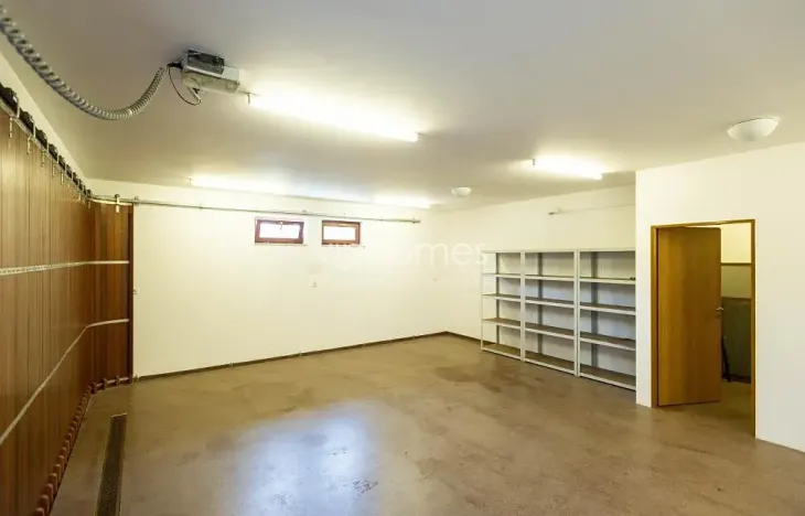 Pronájem vily, Praha - Nebušice, 335 m2