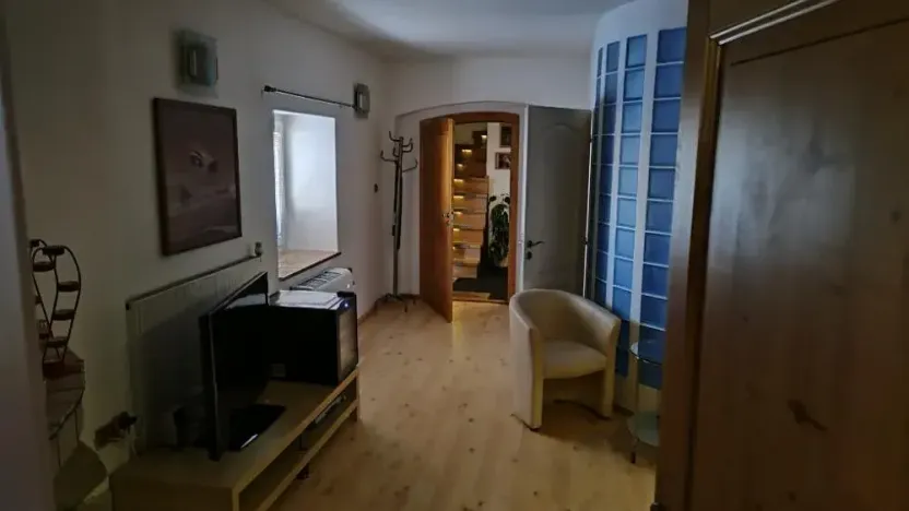 Prodej vícegeneračního domu, Hýskov, Prostřední, 330 m2