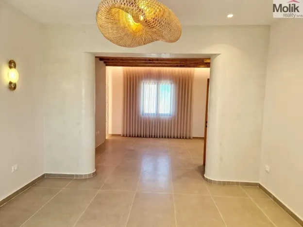 Prodej vily, Spille, 235 m2