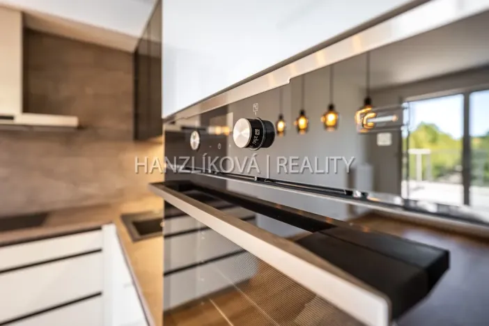 Pronájem bytu 3+kk, České Budějovice - České Budějovice 2, Branišovská, 80 m2