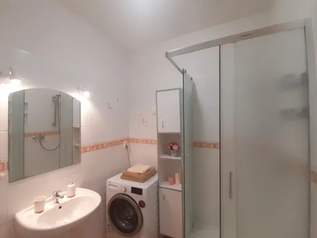 Pronájem bytu 2+kk, Olomouc - Nová Ulice, Okružní, 61 m2