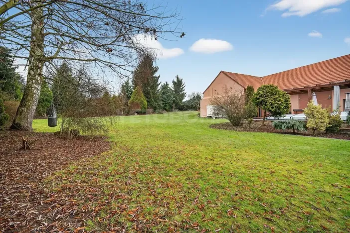 Prodej rodinného domu, Chotíkov, 280 m2