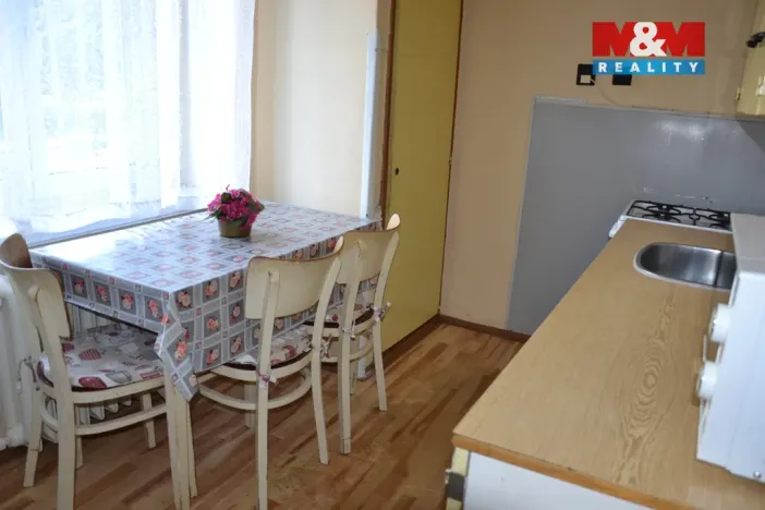 Prodej bytu 3+1, Náchod, Pražská, 60 m2