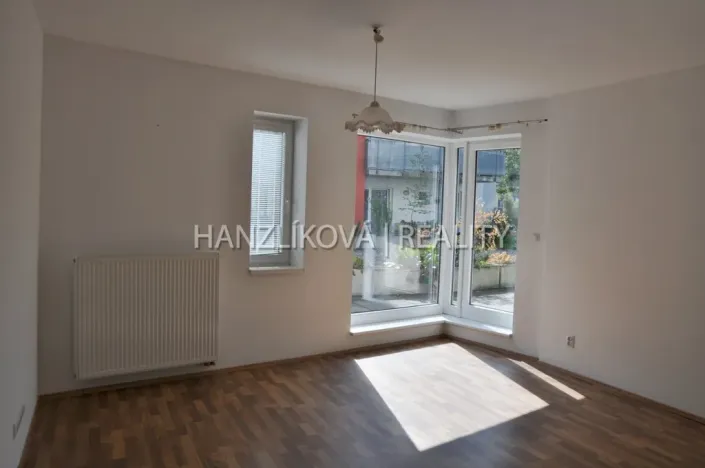 Pronájem bytu 1+kk, České Budějovice - České Budějovice 3, Pekárenská, 34 m2