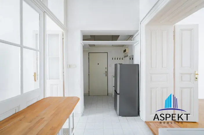 Pronájem bytu 2+1, Praha - Vinohrady, Belgická, 52 m2