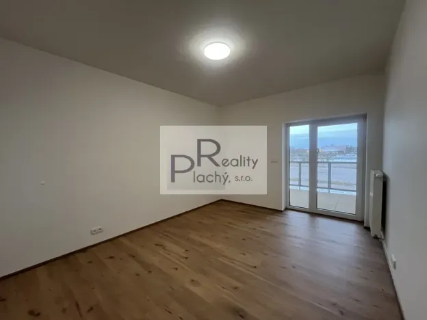 Prodej bytu 2+kk, Hevlín, 66 m2