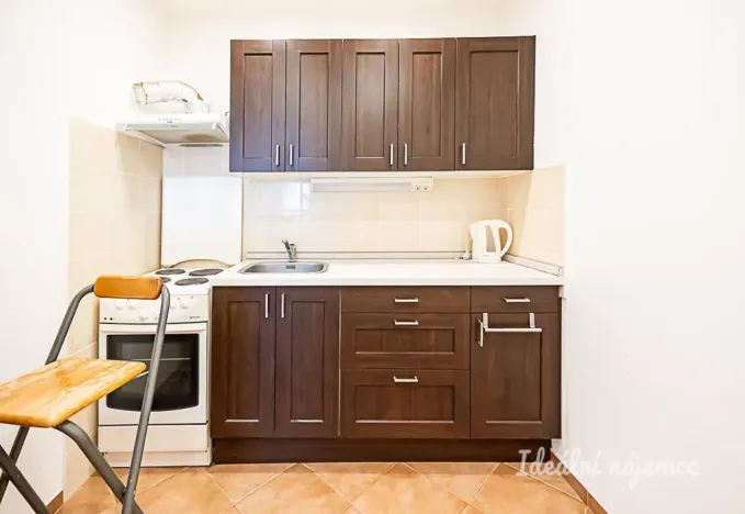 Pronájem bytu 2+kk, Praha - Hostivař, Švehlova, 45 m2