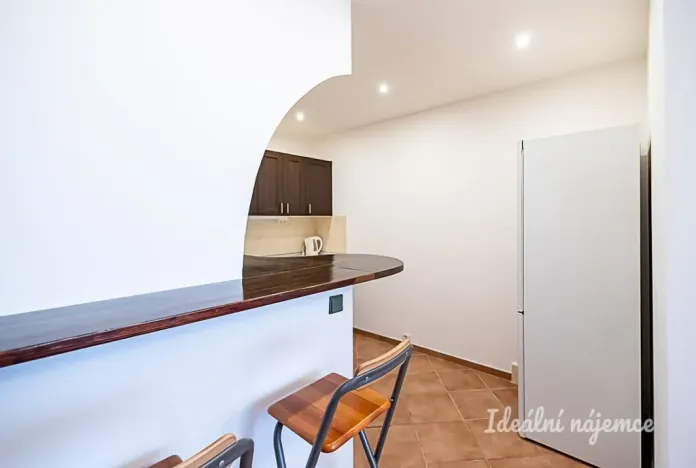 Pronájem bytu 2+kk, Praha - Hostivař, Švehlova, 45 m2