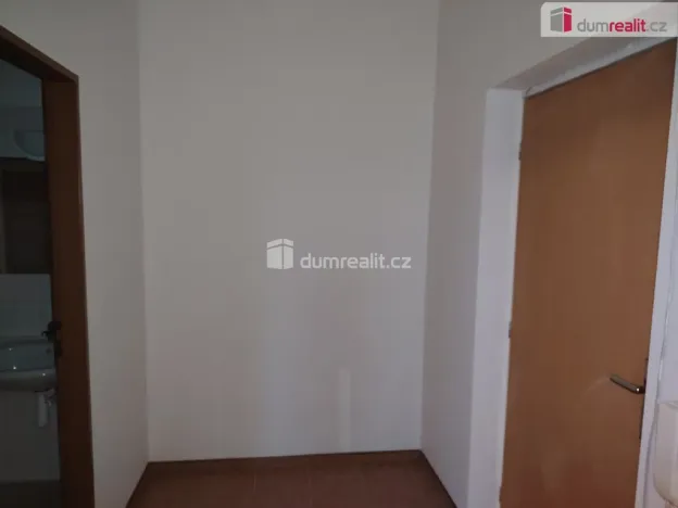 Pronájem bytu 1+kk, Děčín - Děčín VI-Letná, Lovecká, 28 m2