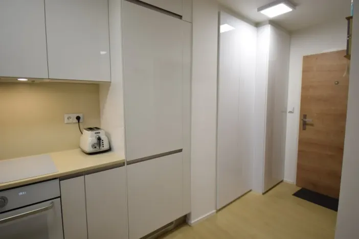 Pronájem bytu 2+kk, Brno, Horova, 36 m2